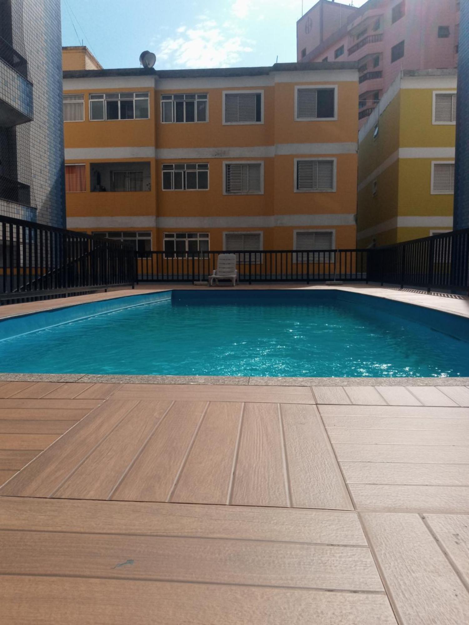 Apto Com Piscina 100 Mts Da Praia Прая Гранде Екстериор снимка